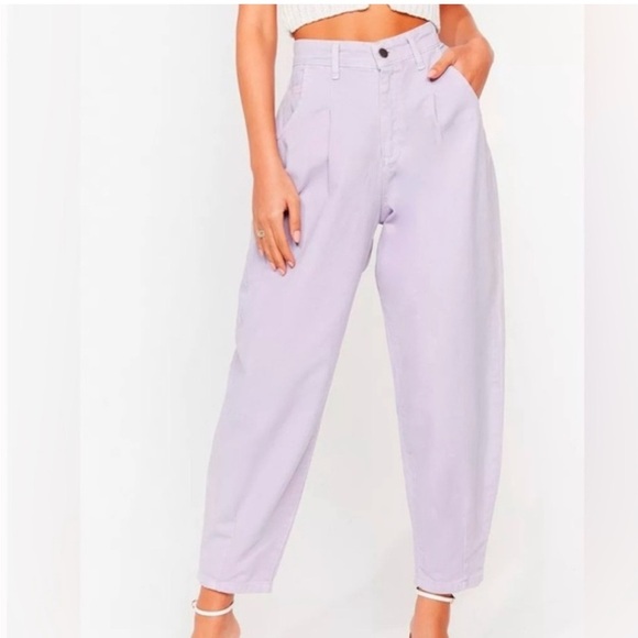 Nasty Gal pleated front High-Waisted taper jeans 4 - Picture 1 of 9